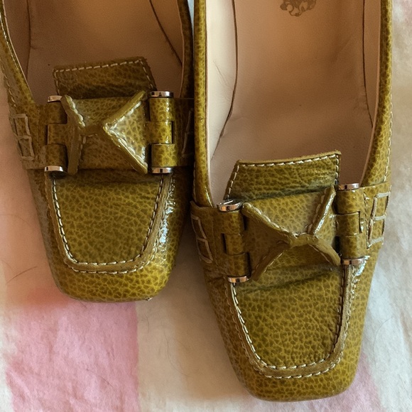 Tod’s green stacked heels. Size 6 - Picture 2 of 8